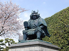 武田信玄公像